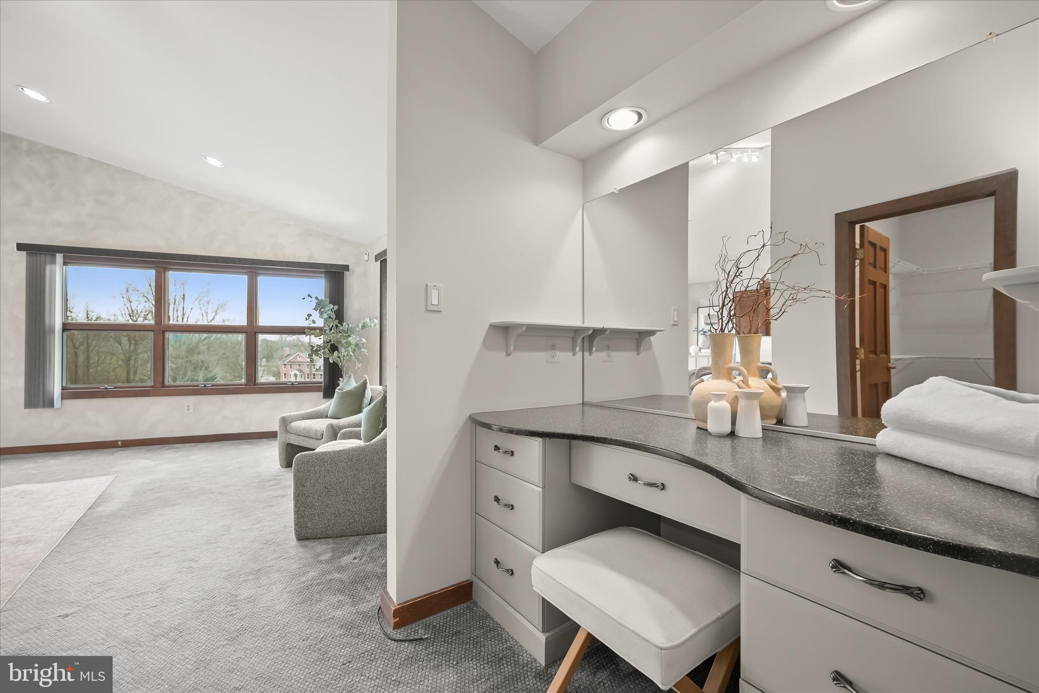 RIDGEWOOD - Residential