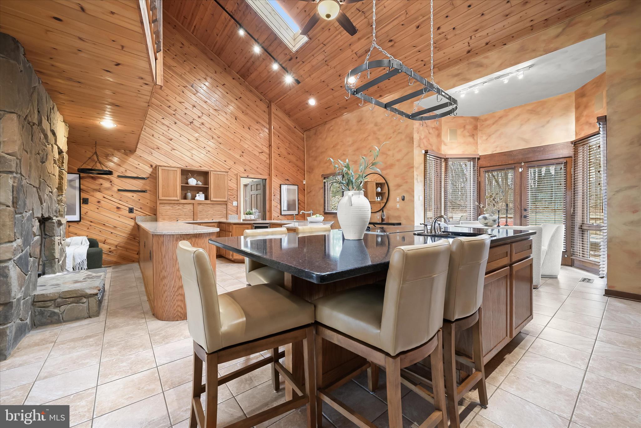 RIDGEWOOD - Residential