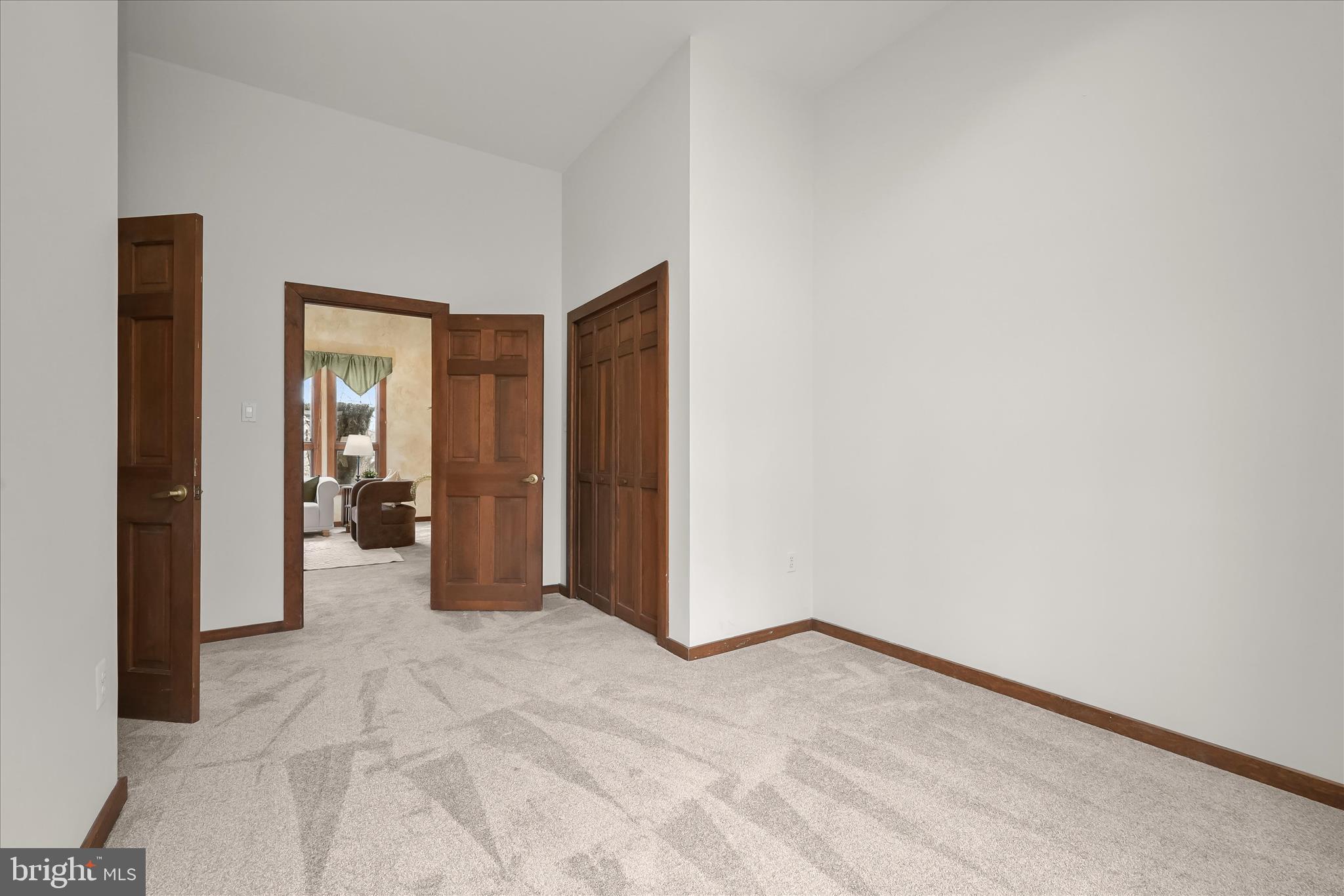 RIDGEWOOD - Residential