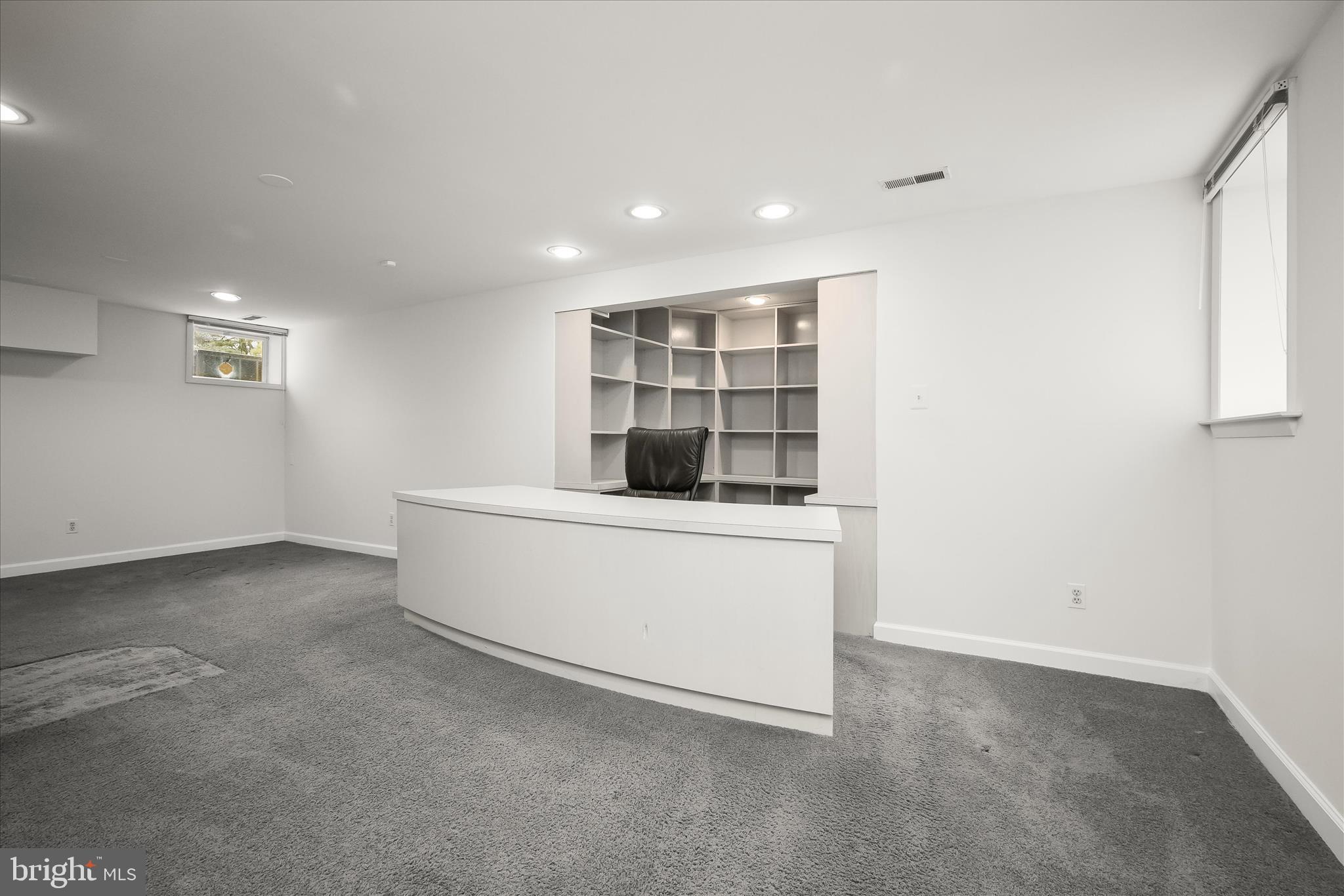 RIDGEWOOD - Residential