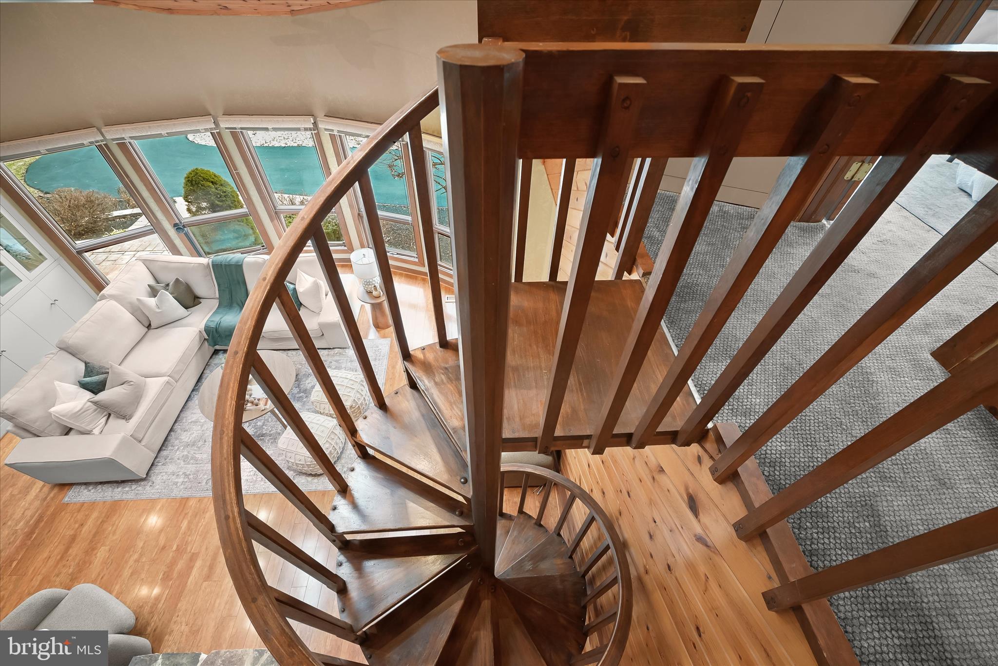 RIDGEWOOD - Residential