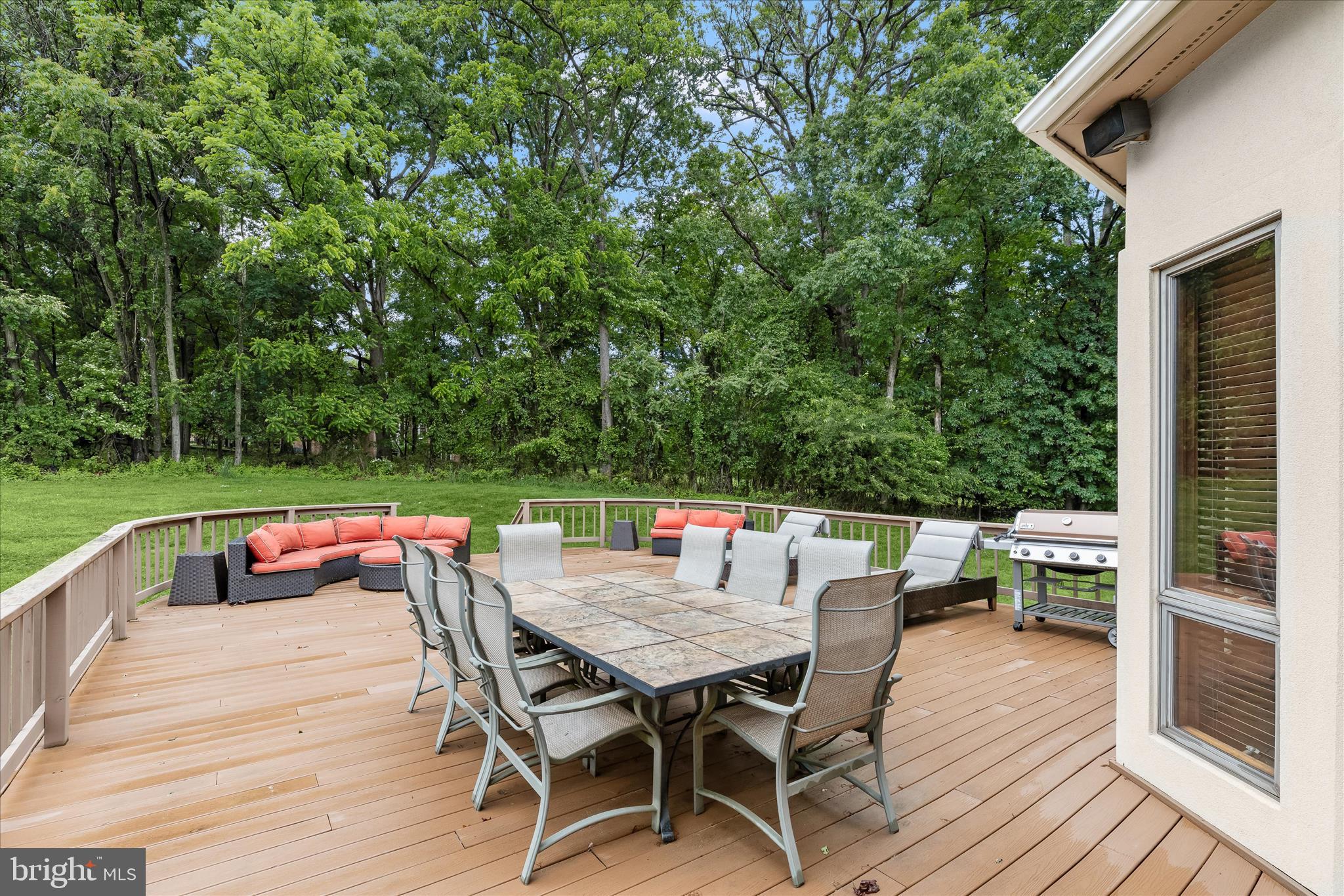 RIDGEWOOD - Residential