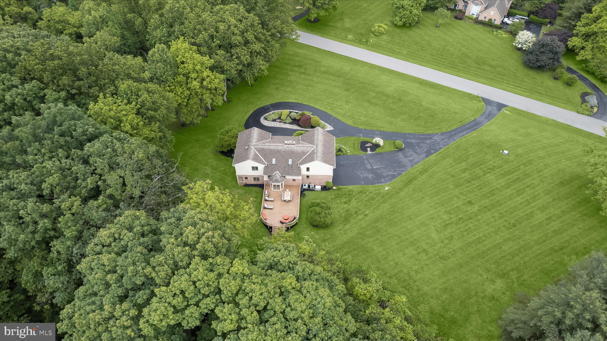 RIDGEWOOD - Residential