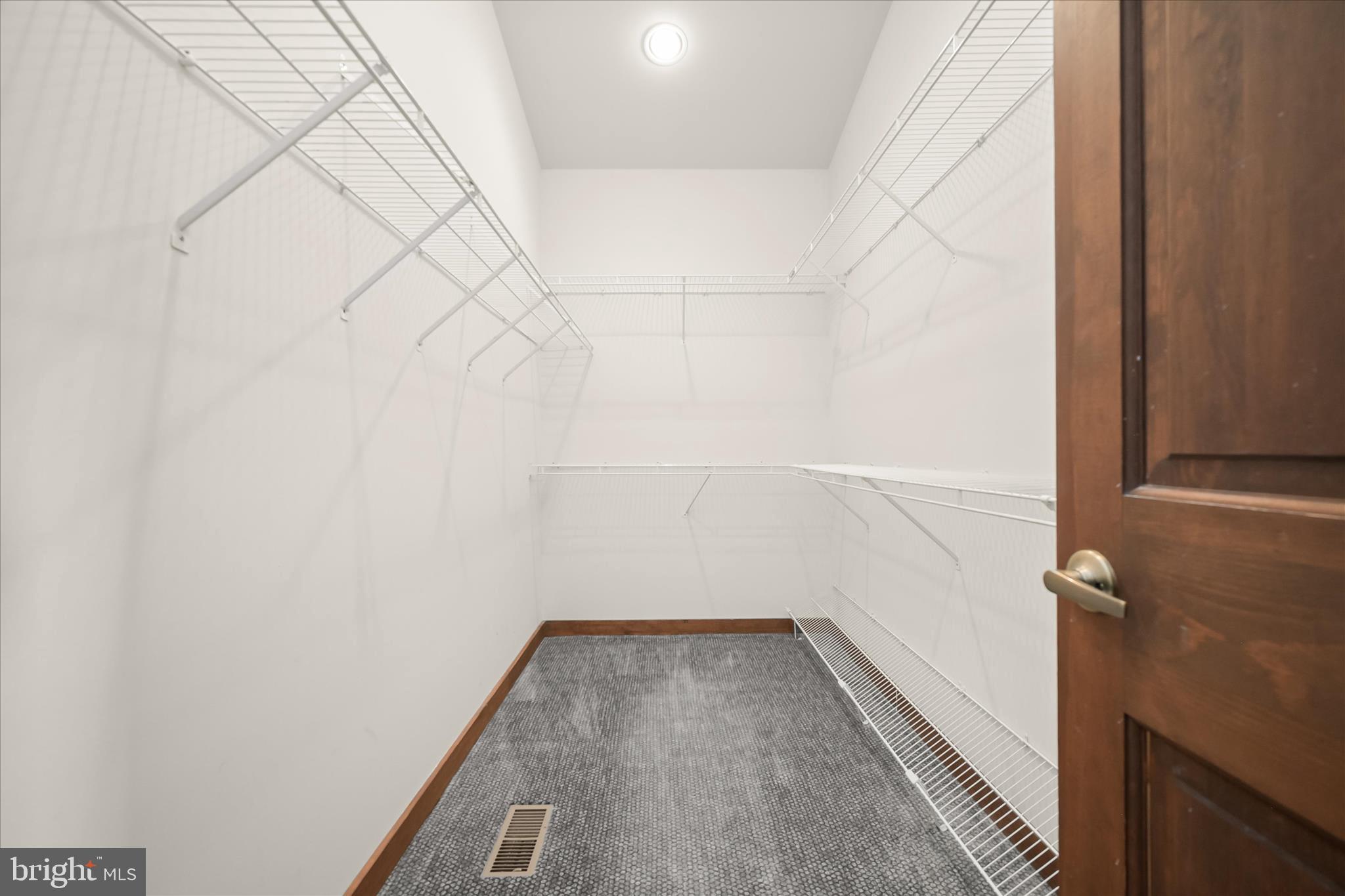 RIDGEWOOD - Residential