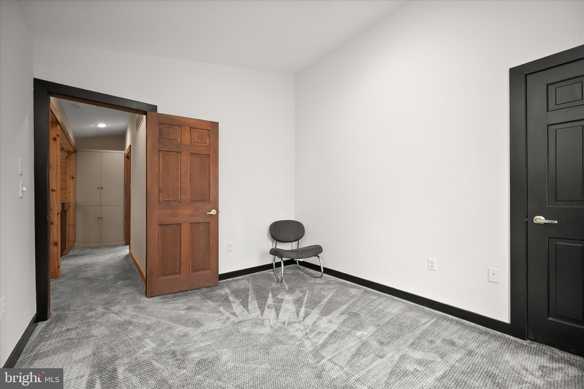 RIDGEWOOD - Residential