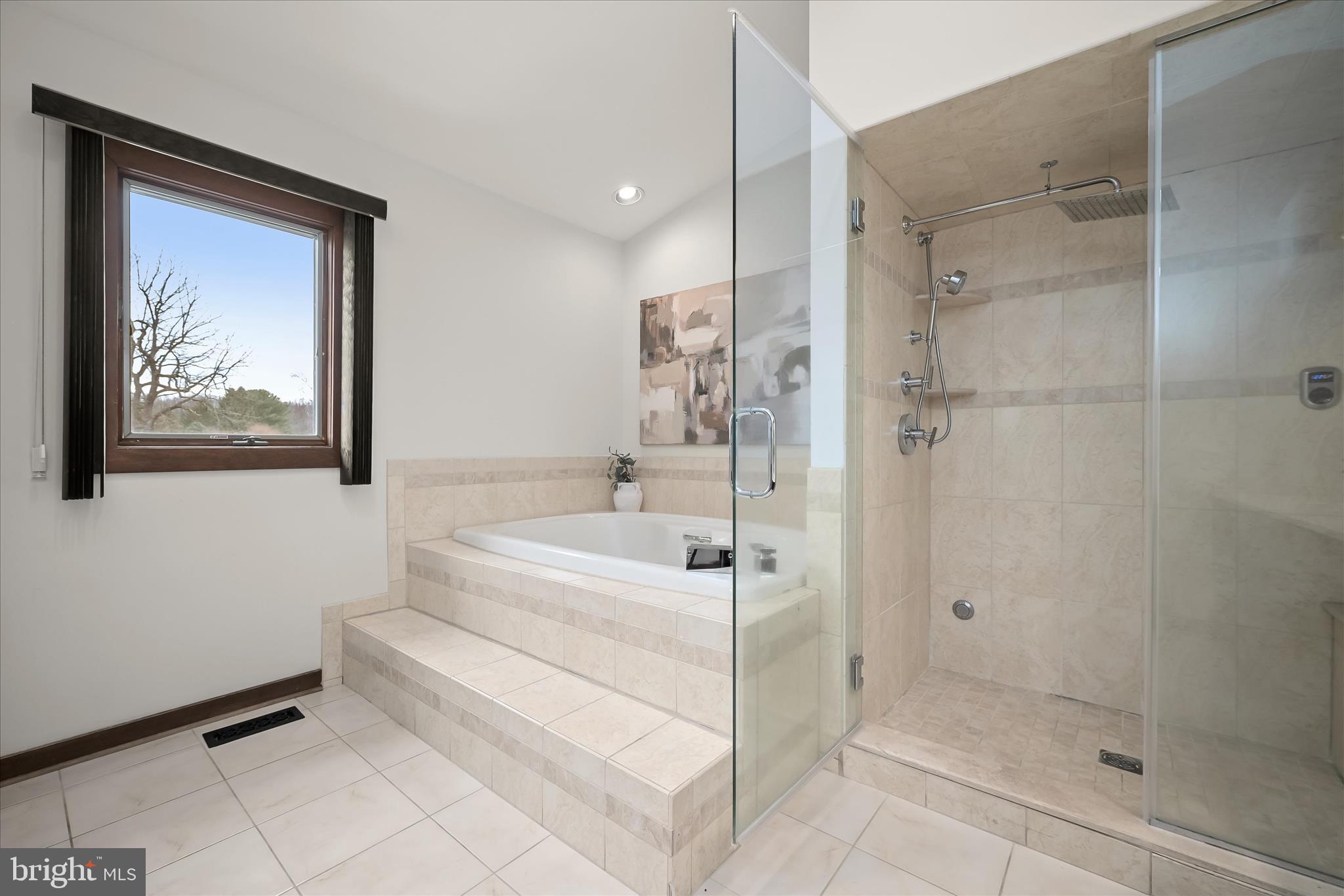 RIDGEWOOD - Residential