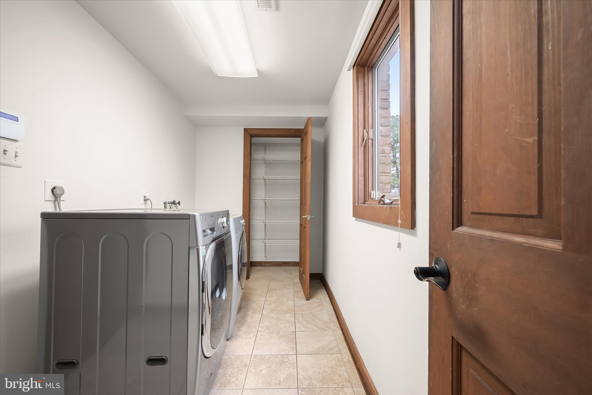 RIDGEWOOD - Residential