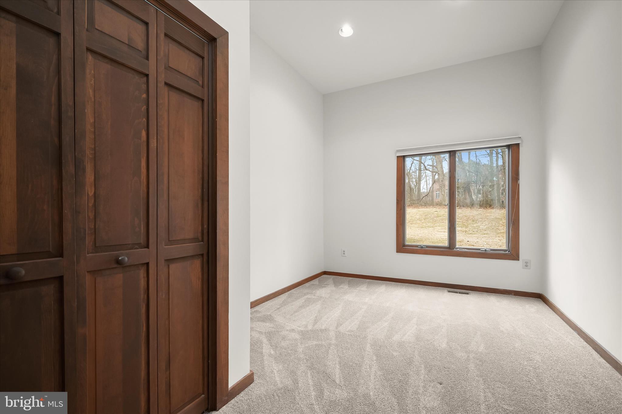 RIDGEWOOD - Residential