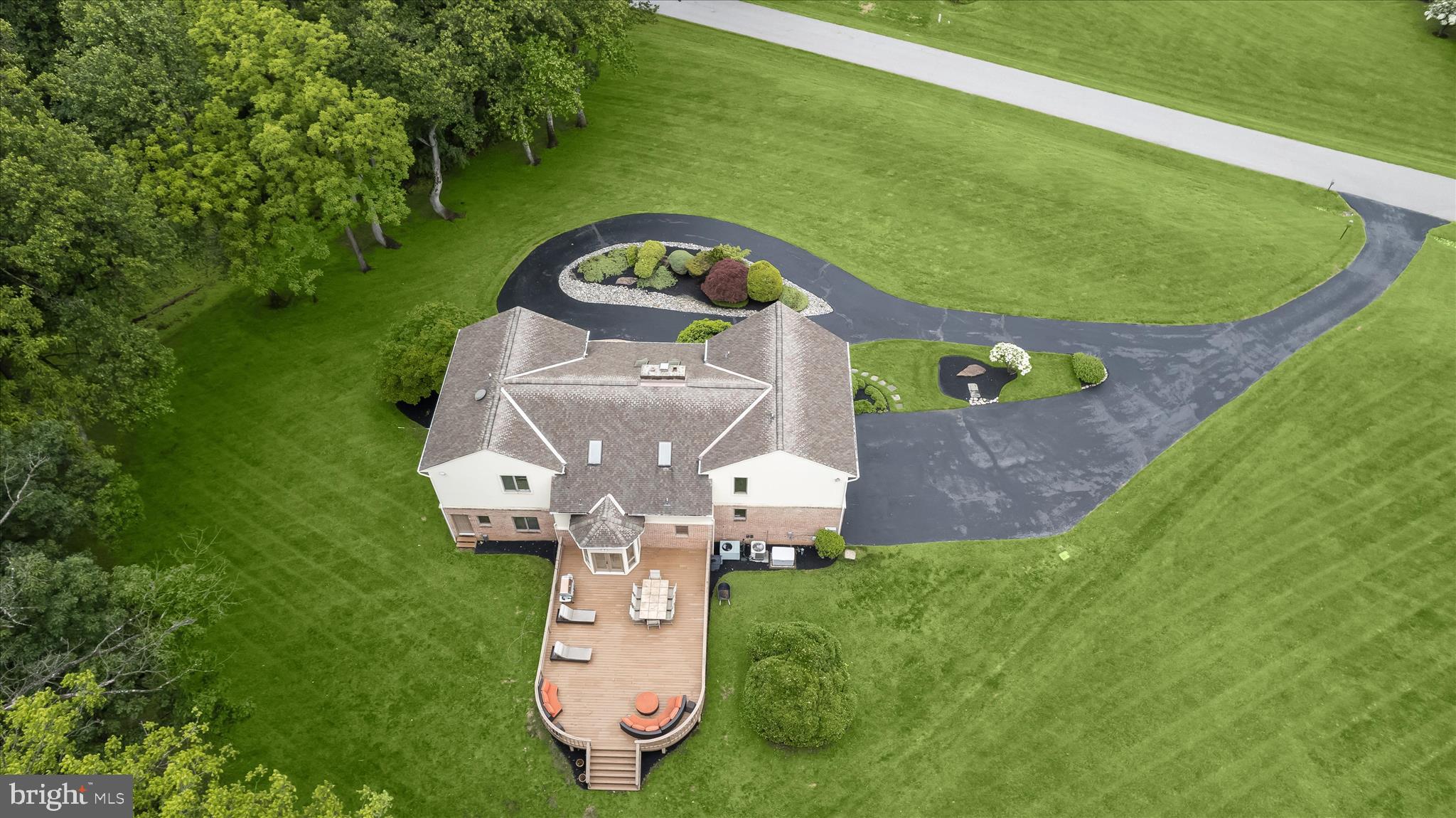 RIDGEWOOD - Residential