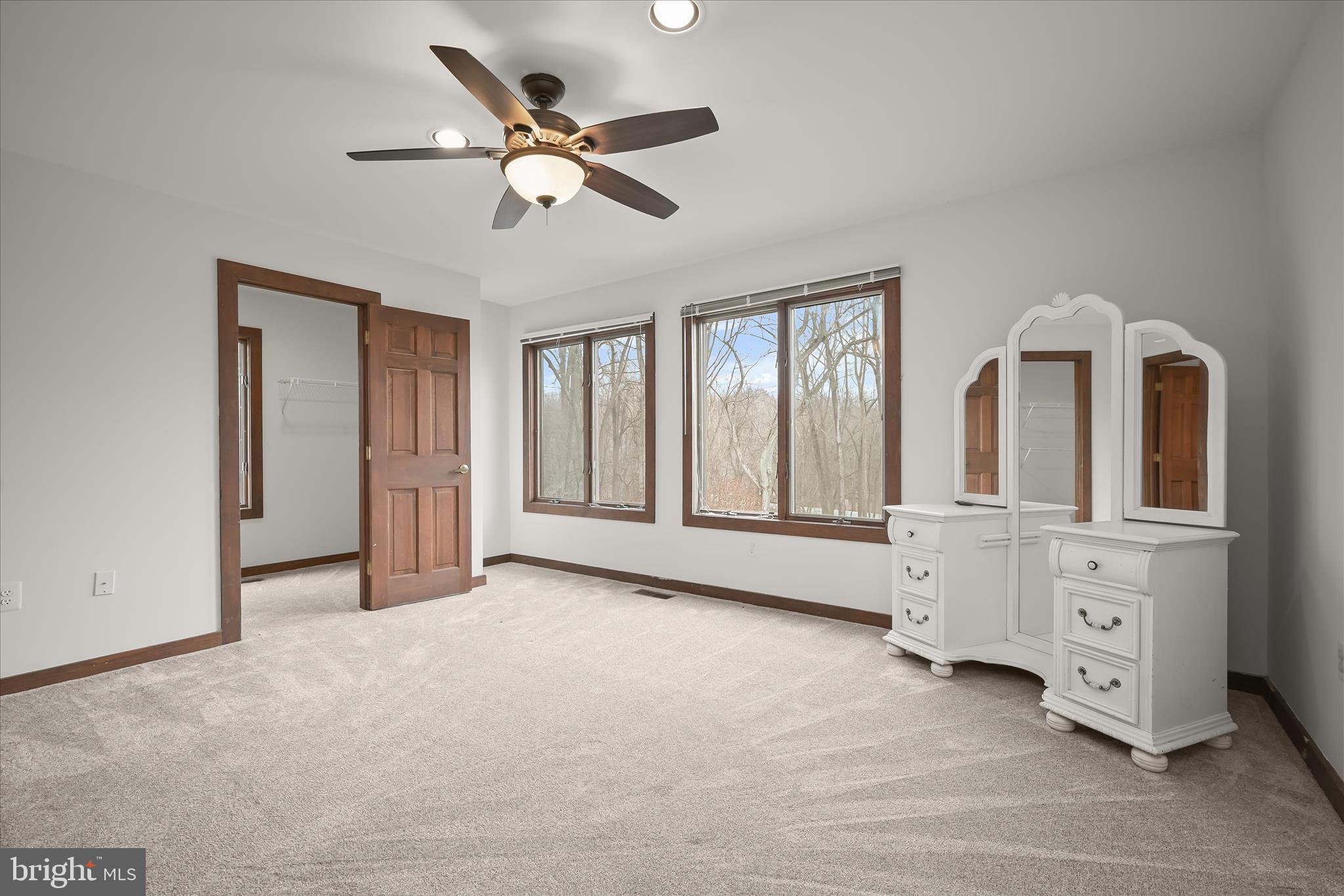 RIDGEWOOD - Residential