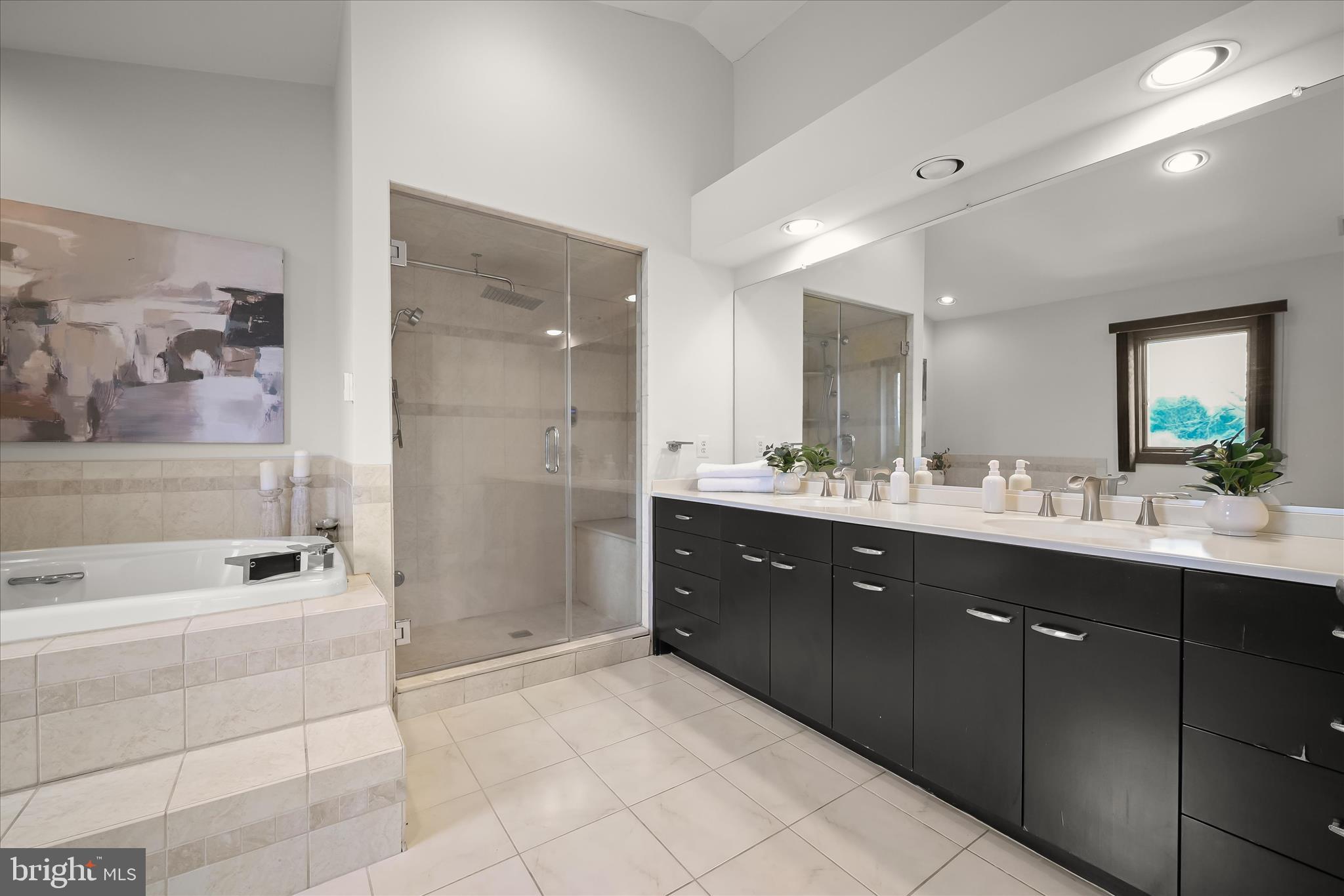 RIDGEWOOD - Residential