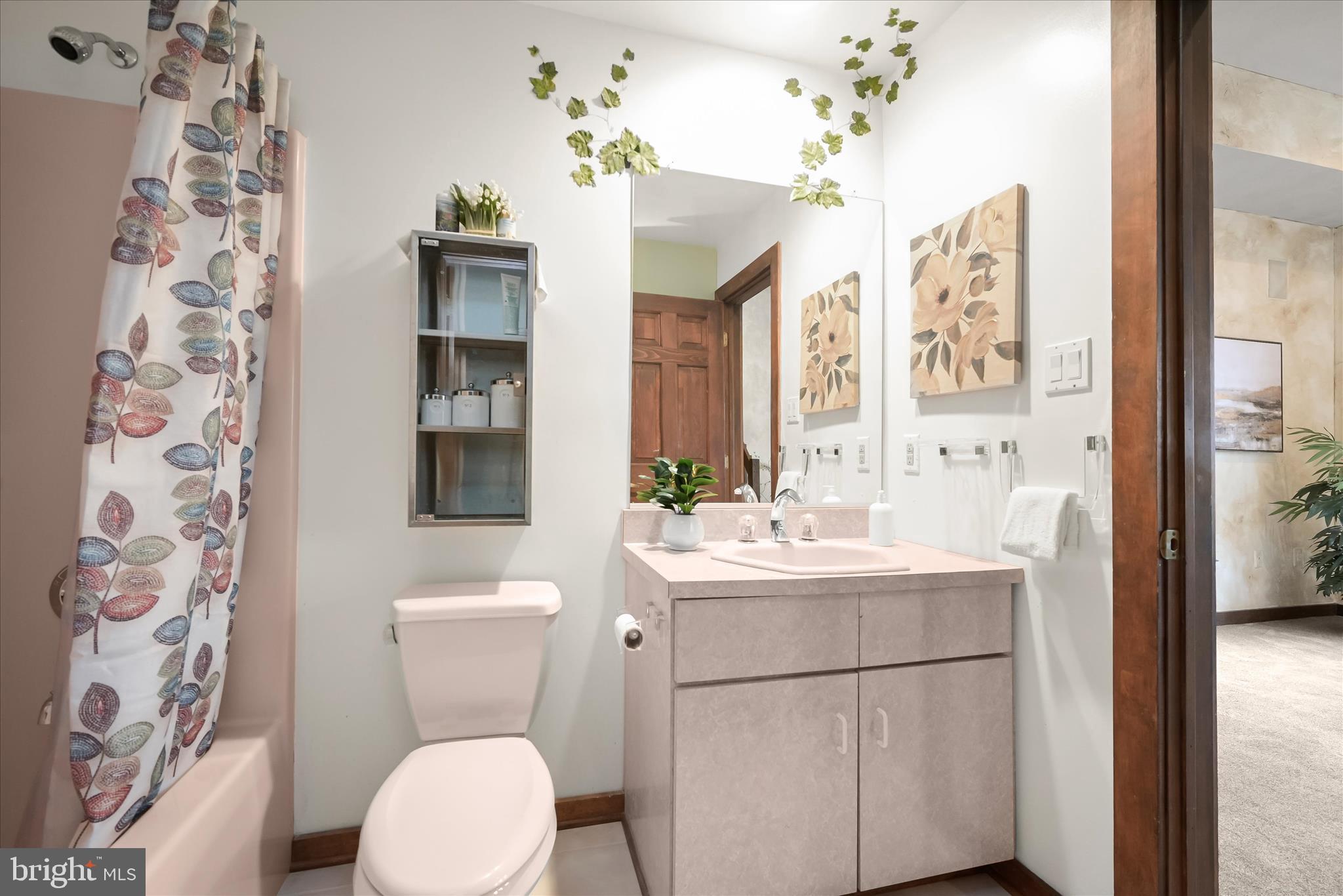 RIDGEWOOD - Residential