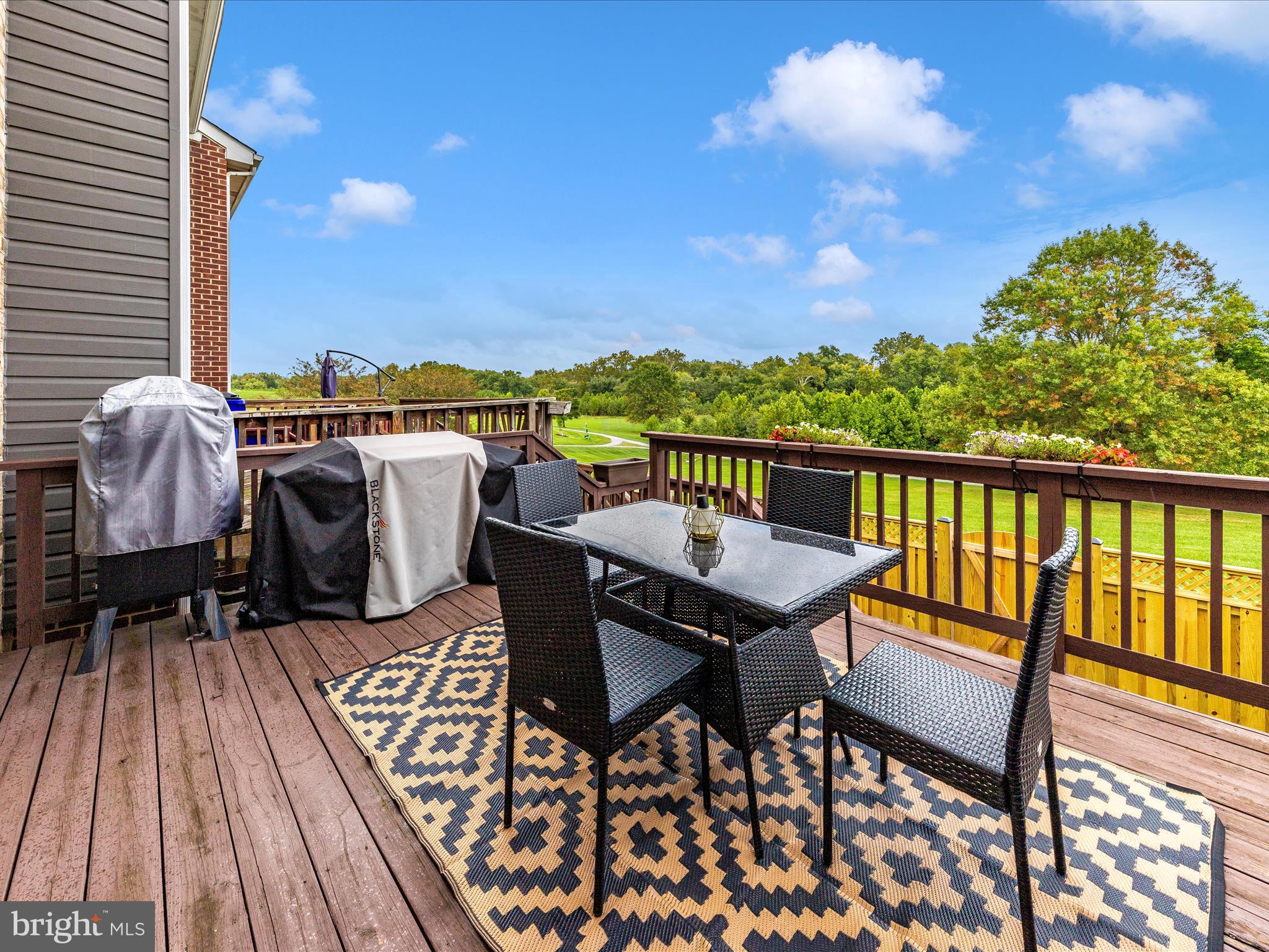 WATERSIDE - Residential