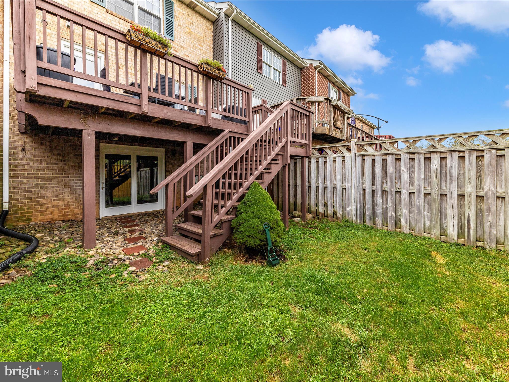 WATERSIDE - Residential