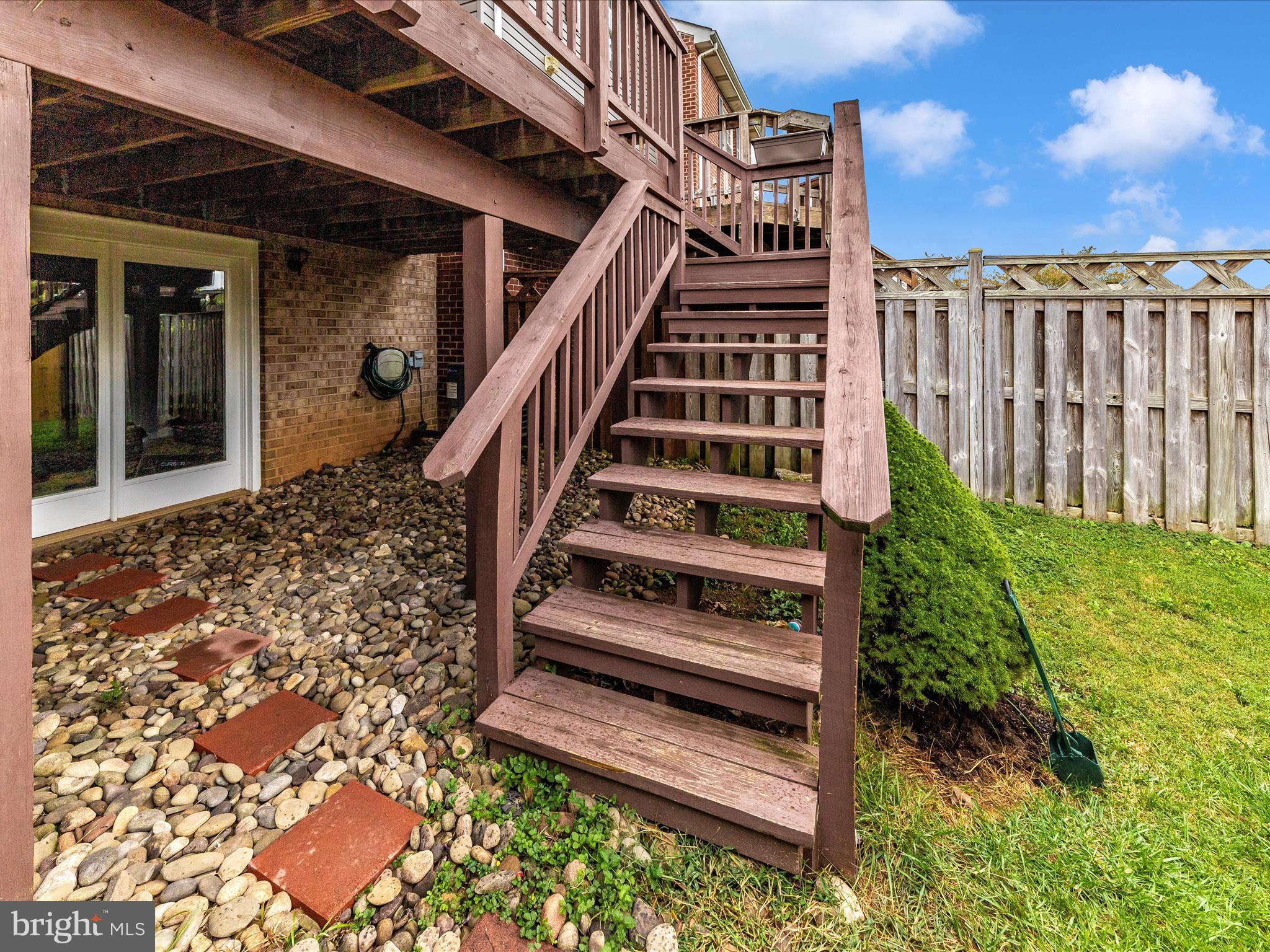 WATERSIDE - Residential