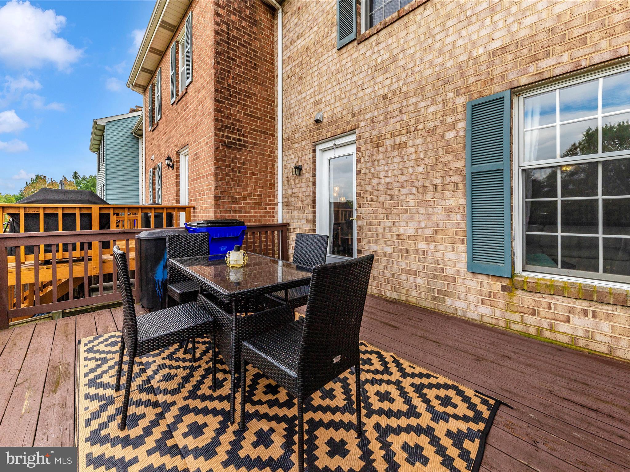 WATERSIDE - Residential