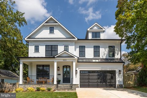 Photo of 4223 Warner Street, Kensington, MD 20895 (MLS # MDMC2144934) Photo of 4223 Warner Street, Kensington, MD 20895 (MLS # MDMC2144934)