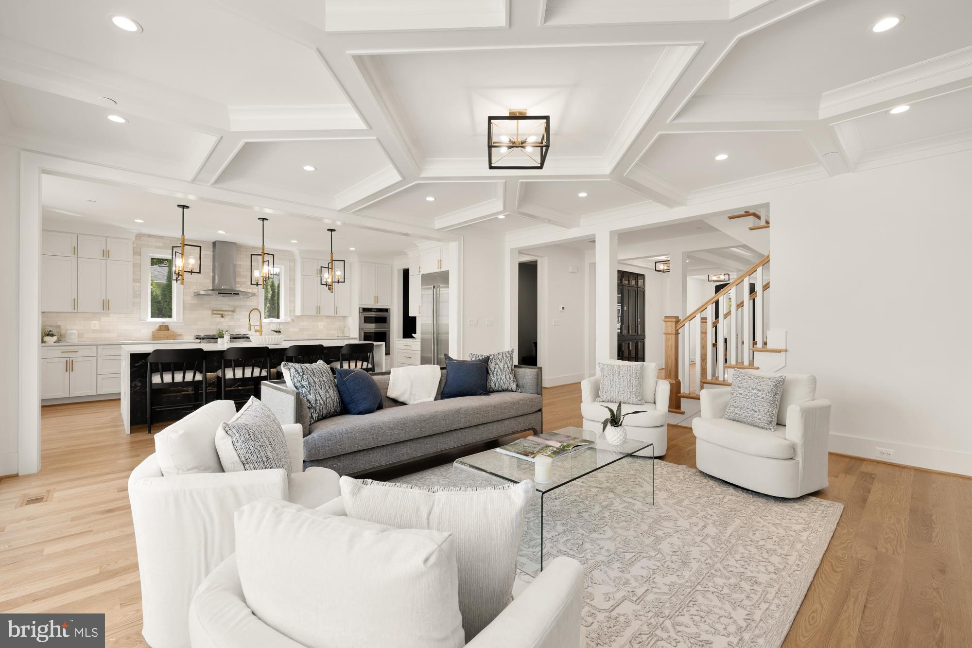 KENSINGTON ESTATES - Residential