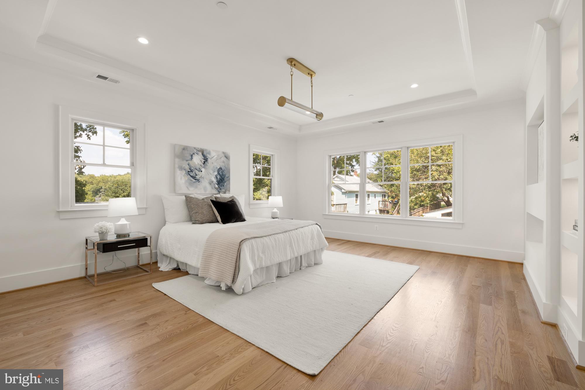 KENSINGTON ESTATES - Residential