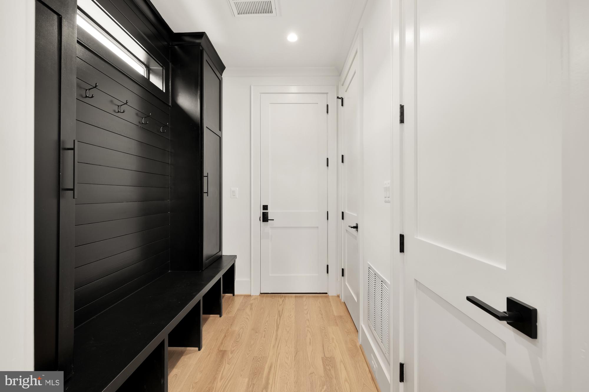 KENSINGTON ESTATES - Residential