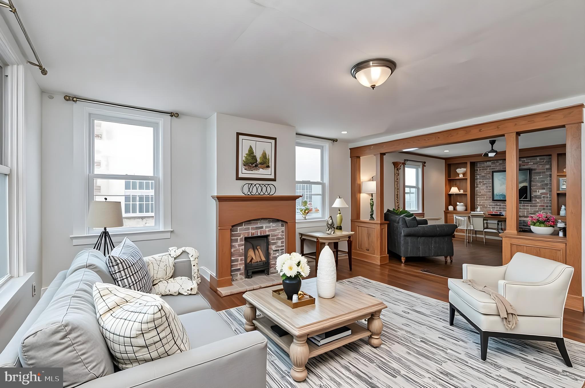 DOWNTOWN BRUNSWICK - Residential