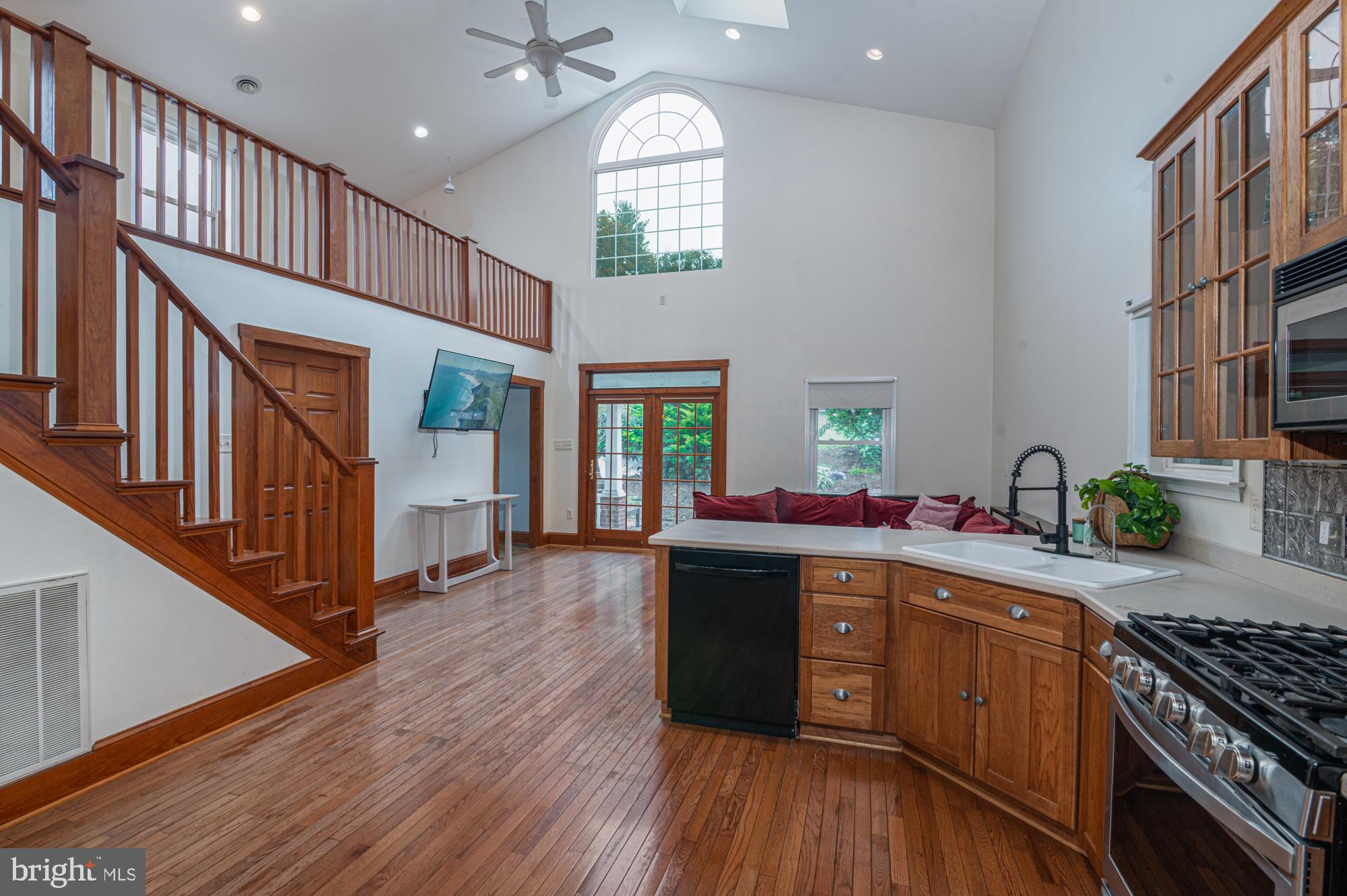 DOWNTOWN BRUNSWICK - Residential