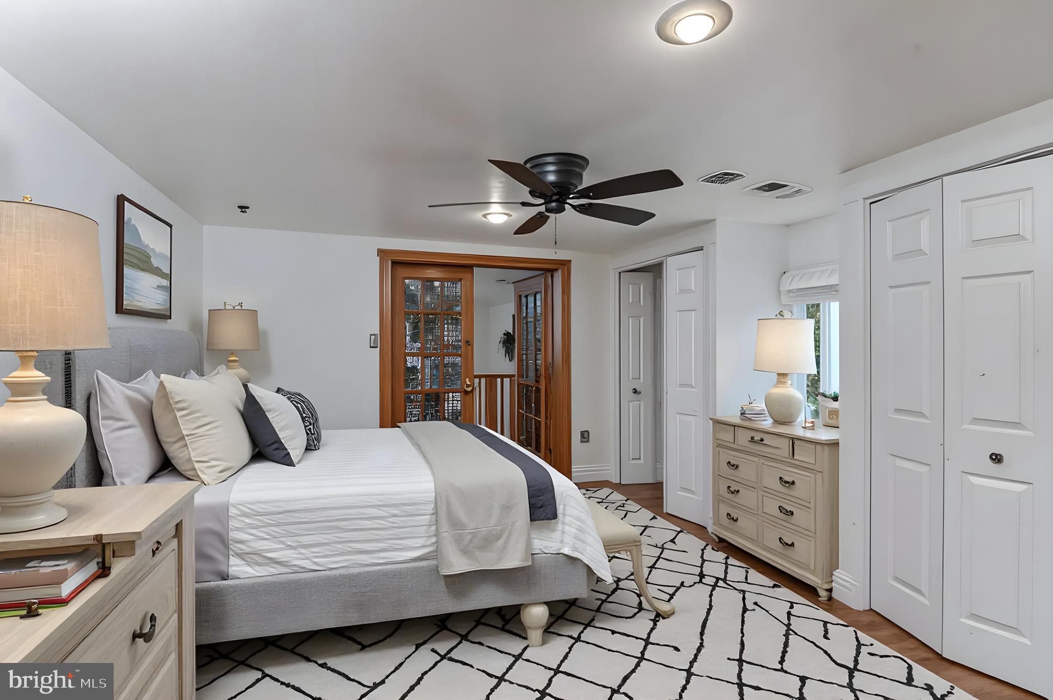 DOWNTOWN BRUNSWICK - Residential