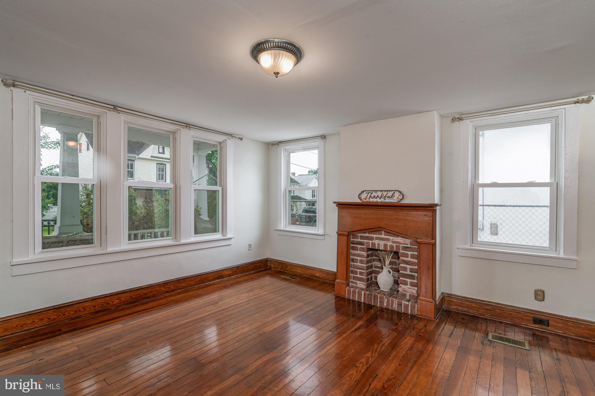 DOWNTOWN BRUNSWICK - Residential