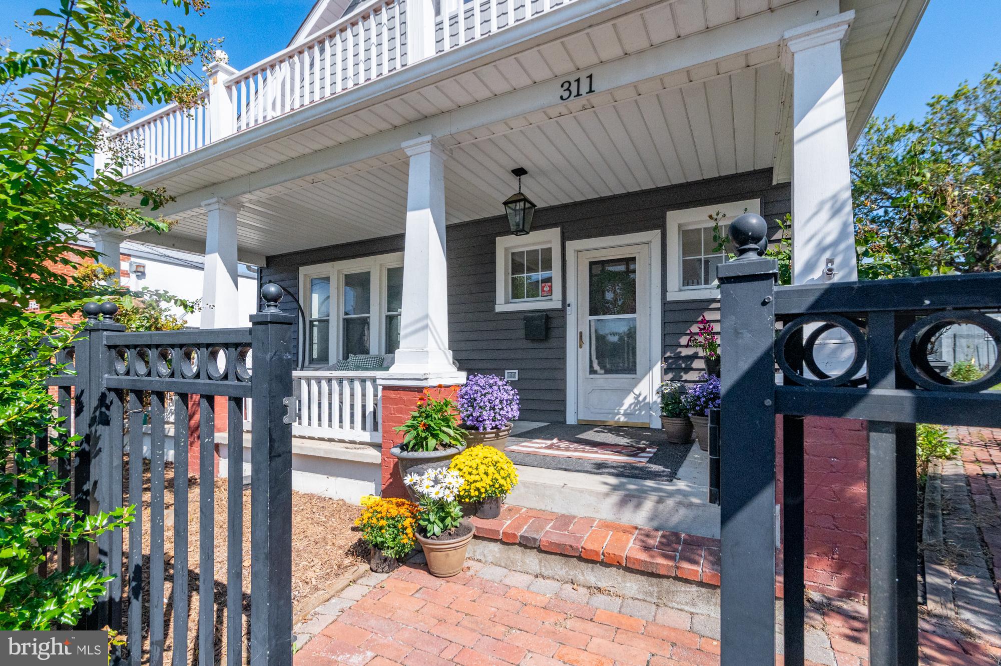 DOWNTOWN BRUNSWICK - Residential