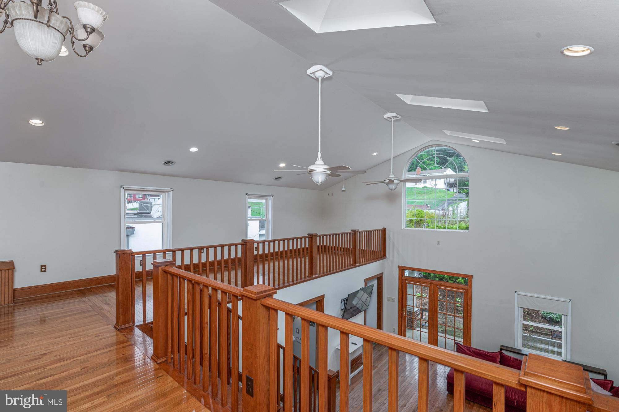 DOWNTOWN BRUNSWICK - Residential