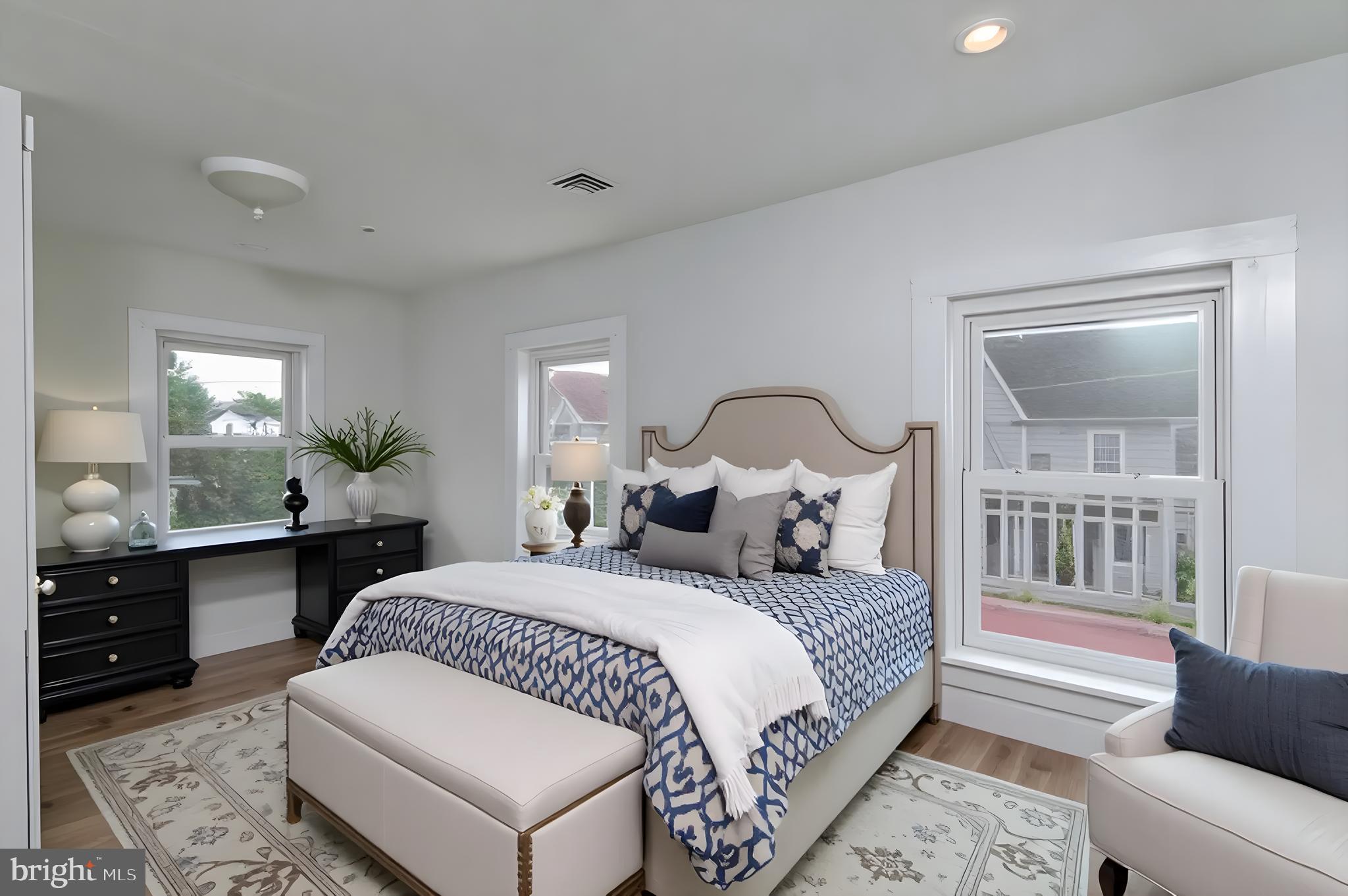 DOWNTOWN BRUNSWICK - Residential