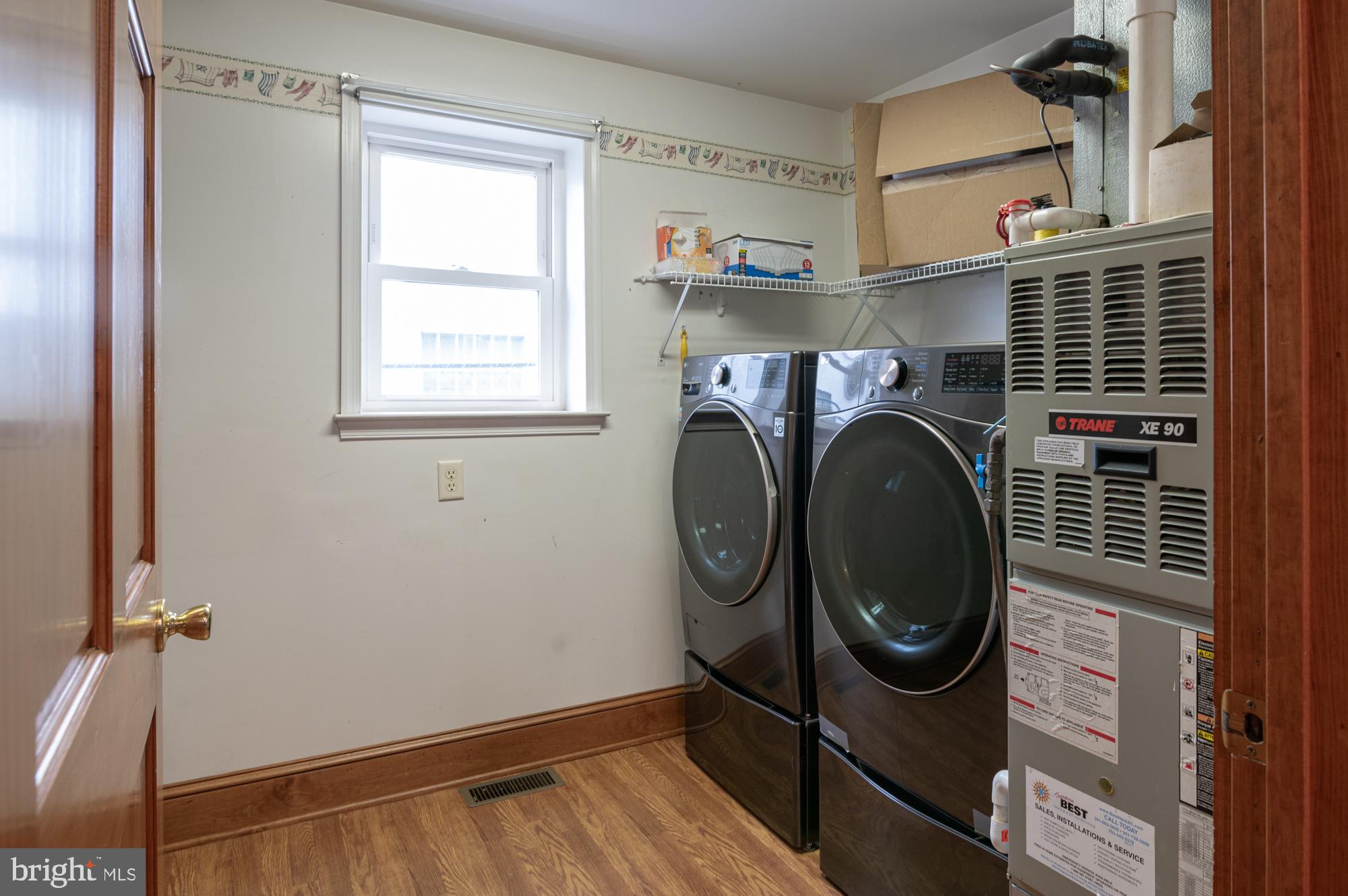 DOWNTOWN BRUNSWICK - Residential