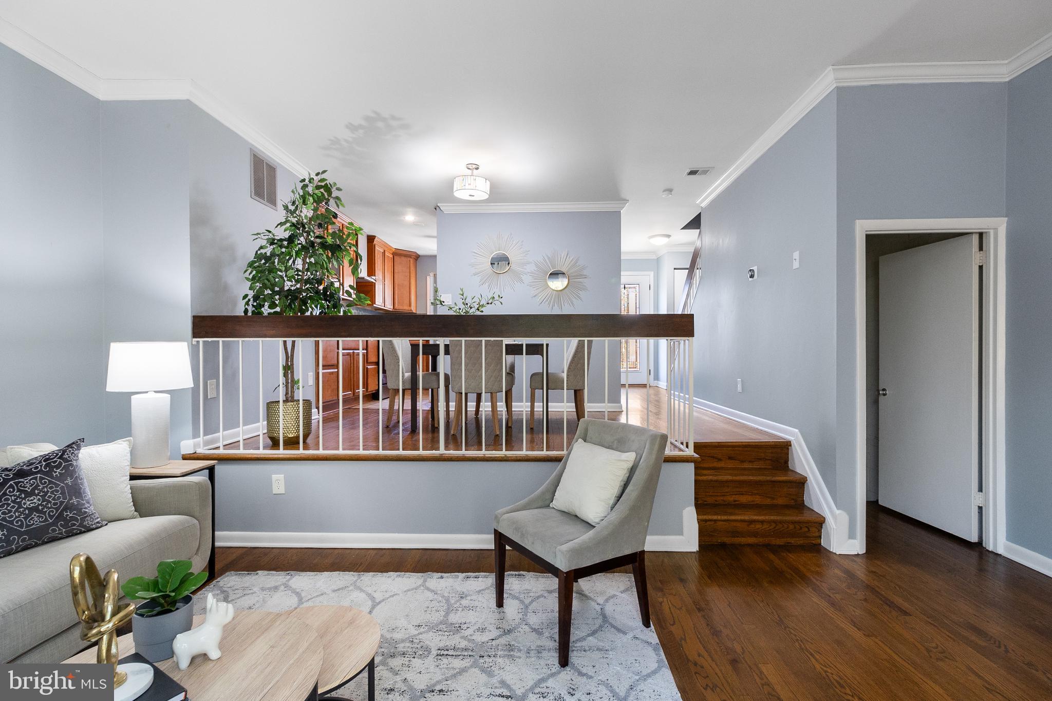 RESTON - Residential