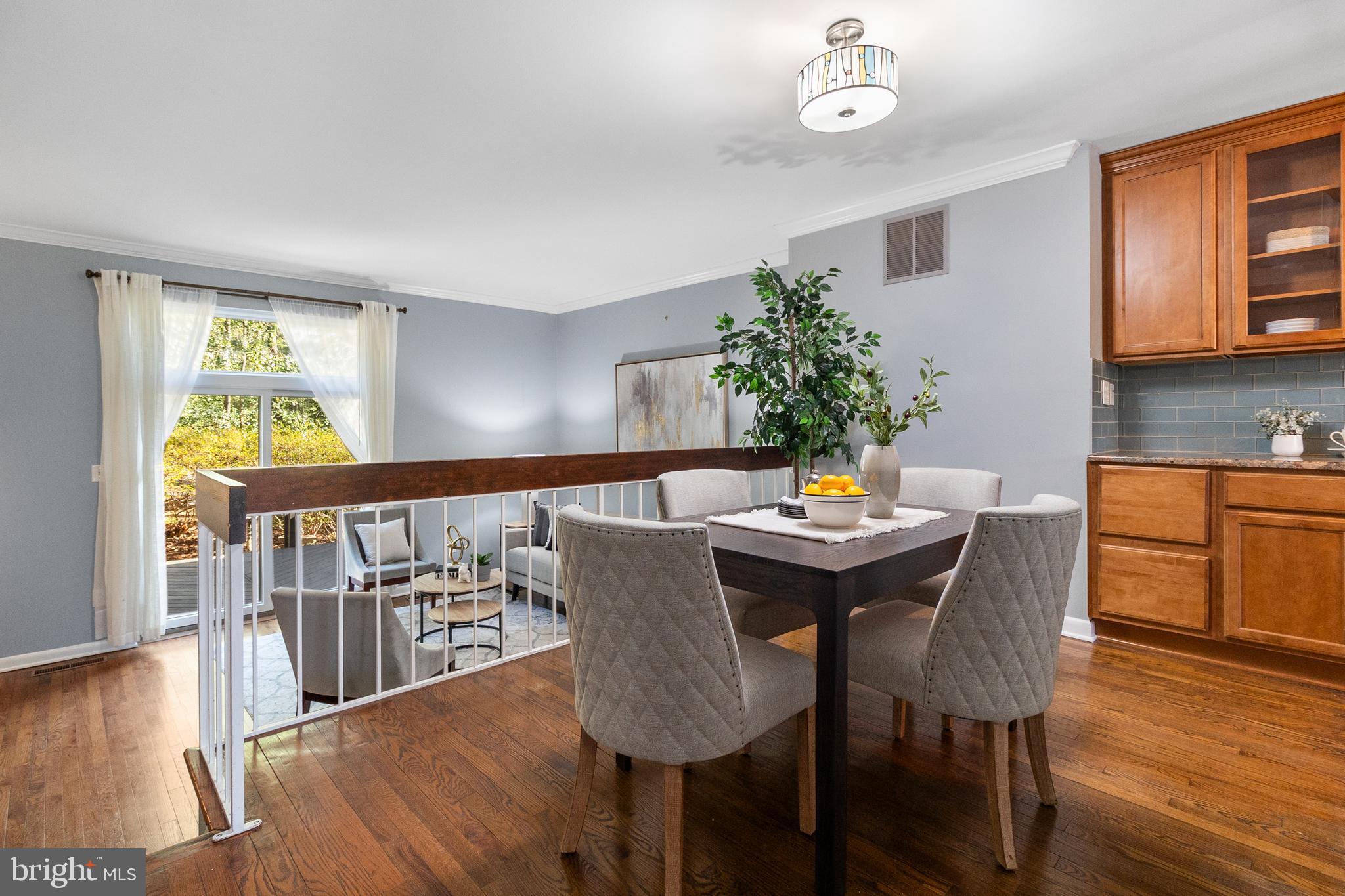 RESTON - Residential