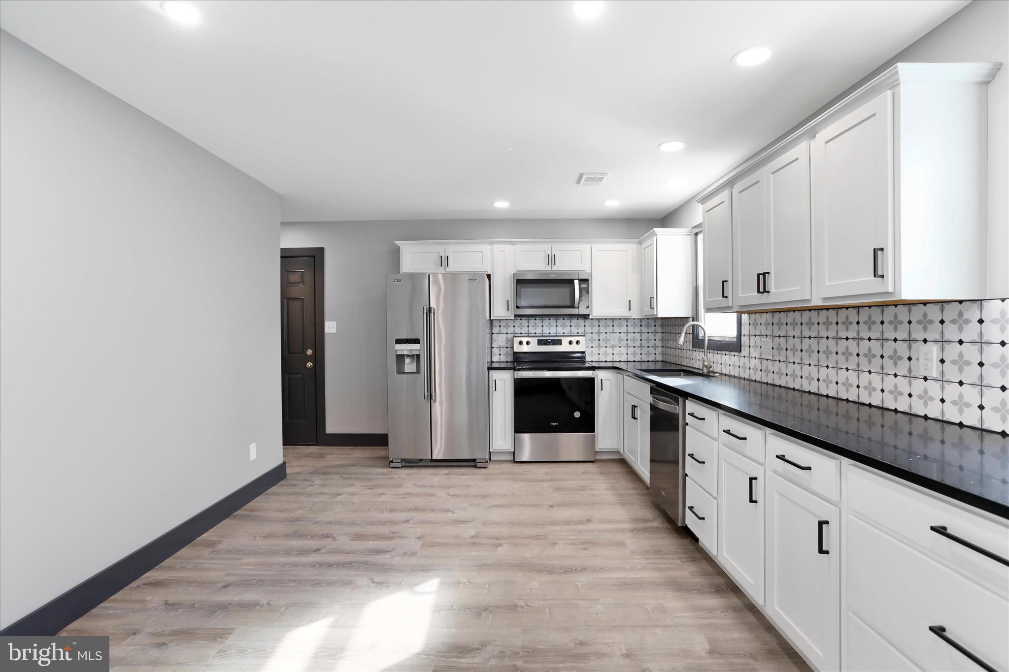 140 WILLIAMSON AVENUE AVENUE