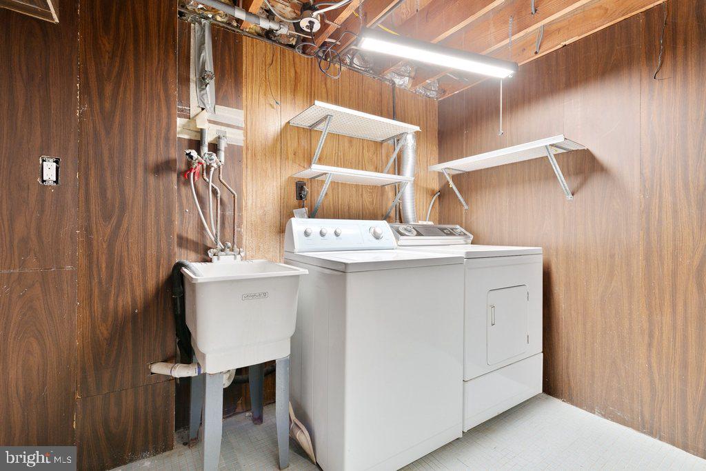 QUEENS CHAPEL MANOR - Residential