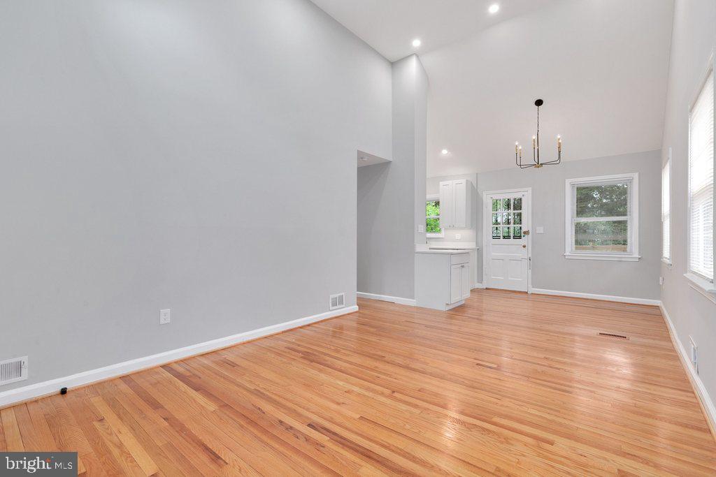 QUEENS CHAPEL MANOR - Residential