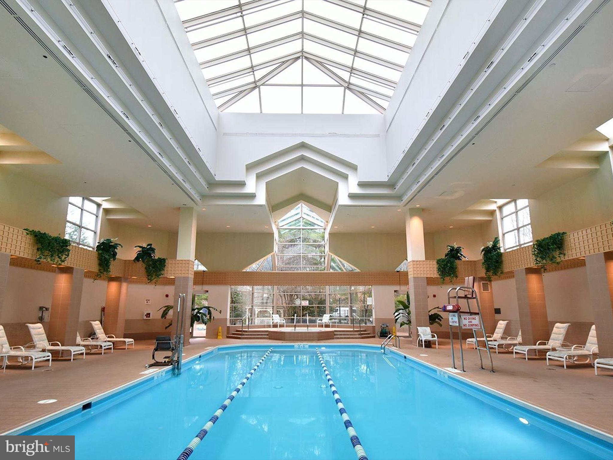 SOMERSET HOUSE - Residential