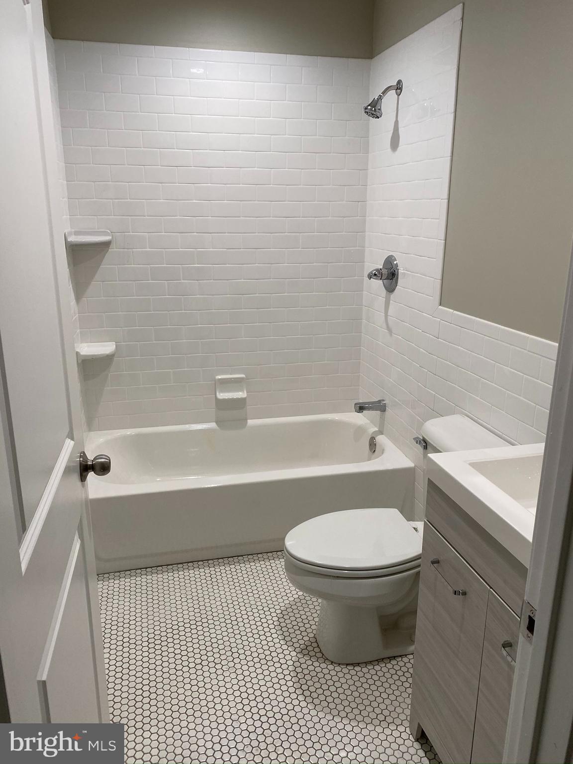 FISHTOWN - Residential Lease