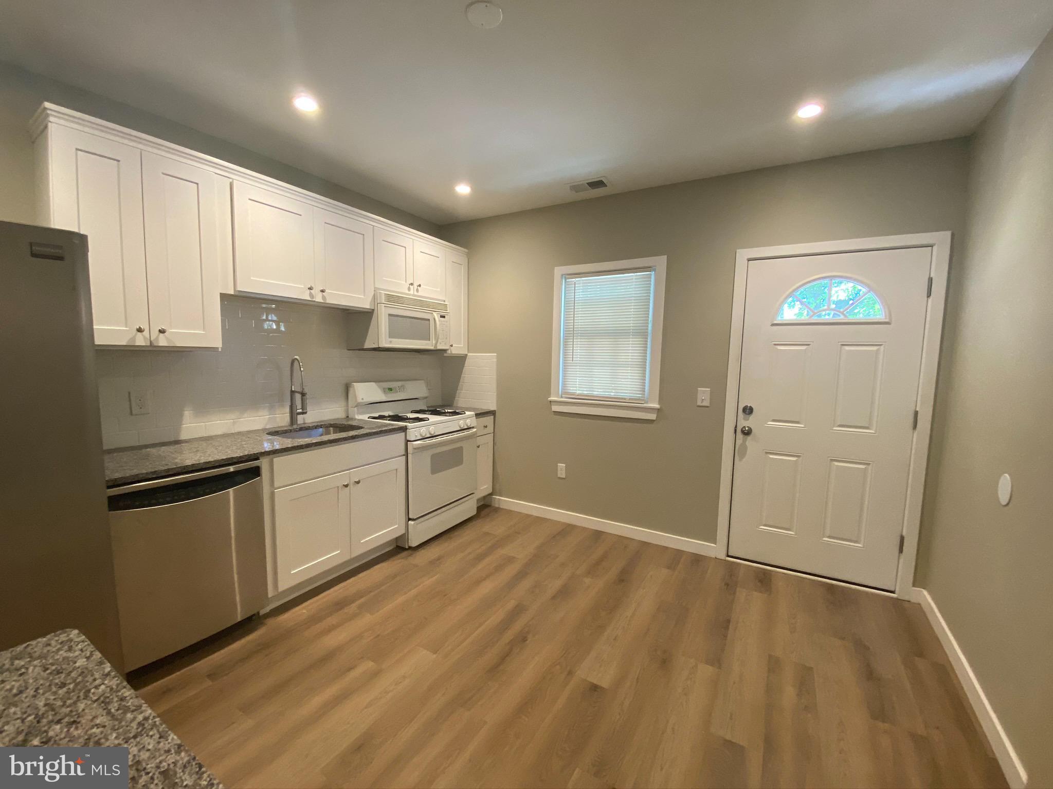 FISHTOWN - Residential Lease