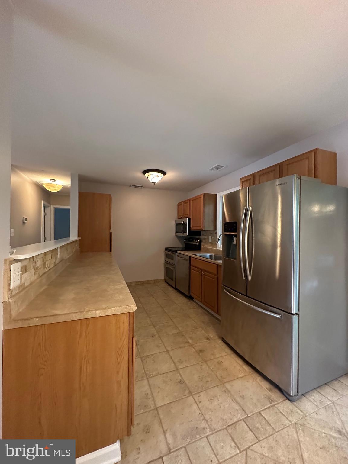 DALE CITY - Residential Lease