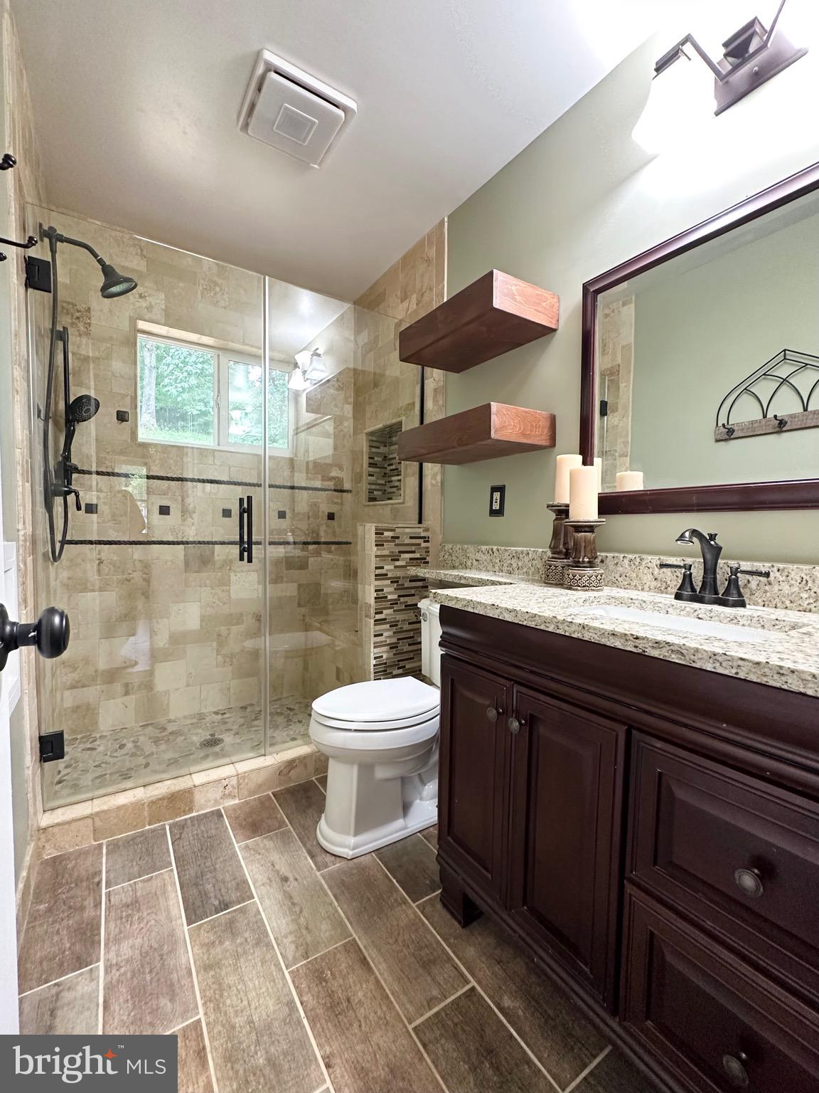 DALE CITY - Residential Lease