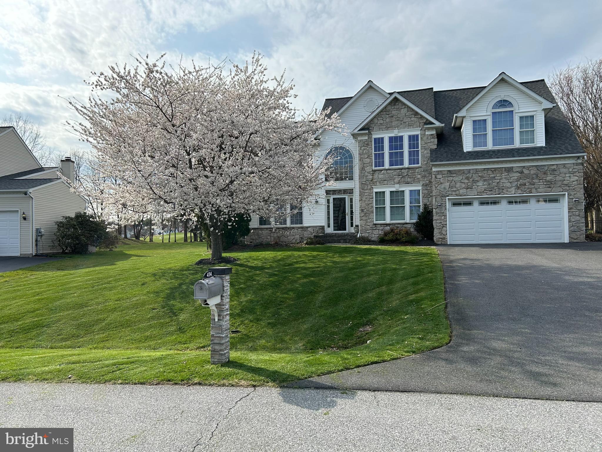 MANORWOOD - Residential