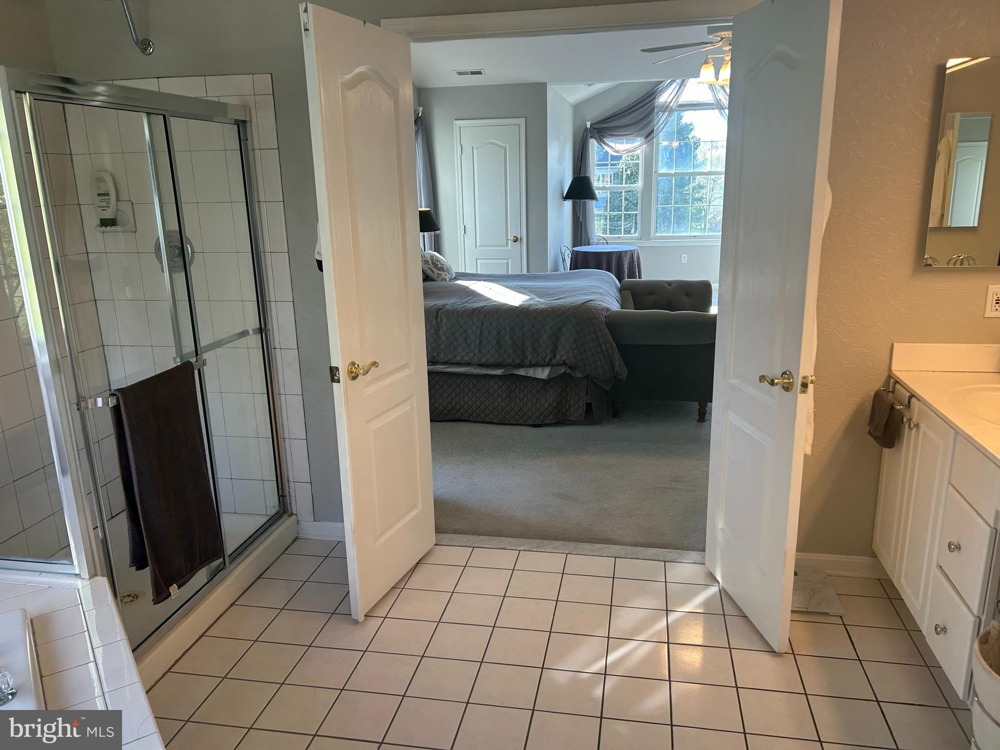 MANORWOOD - Residential