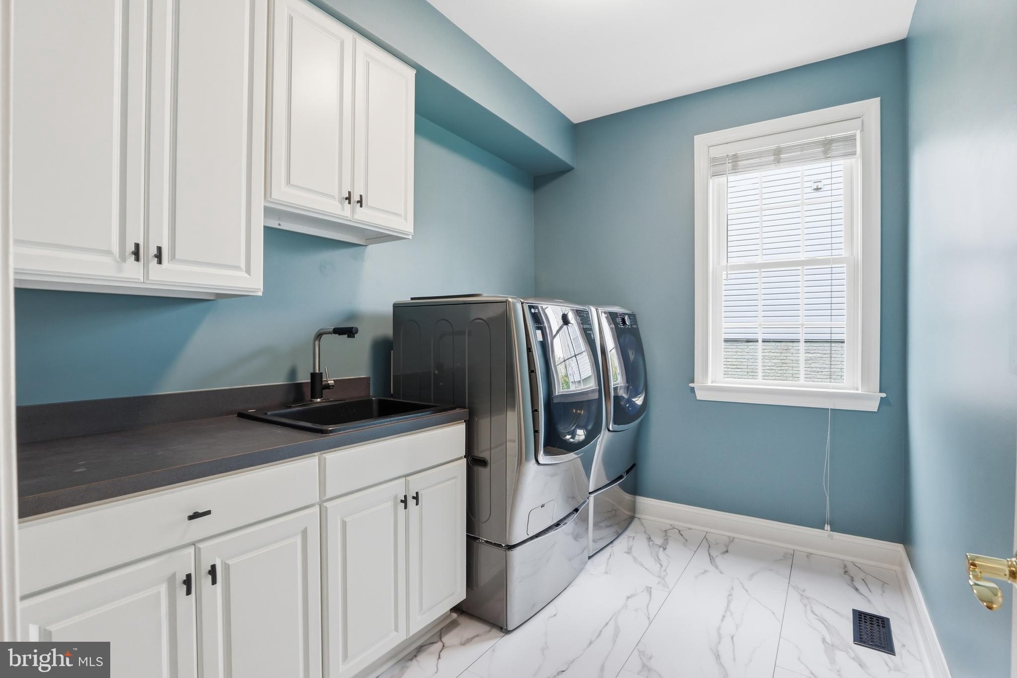 STERLING GLEN - Residential