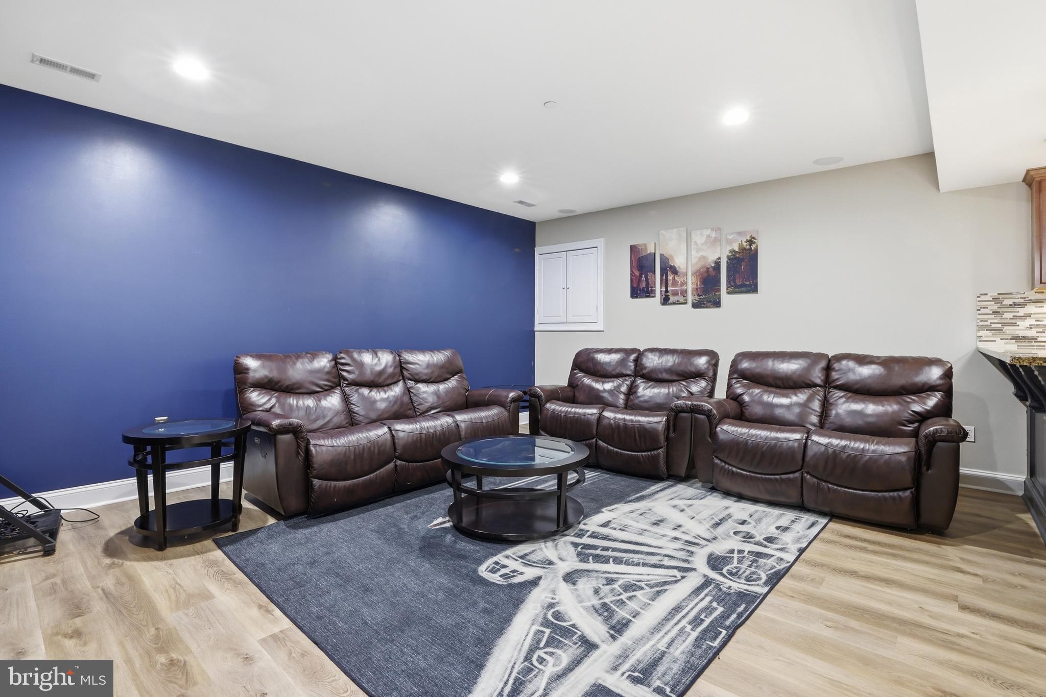 STERLING GLEN - Residential