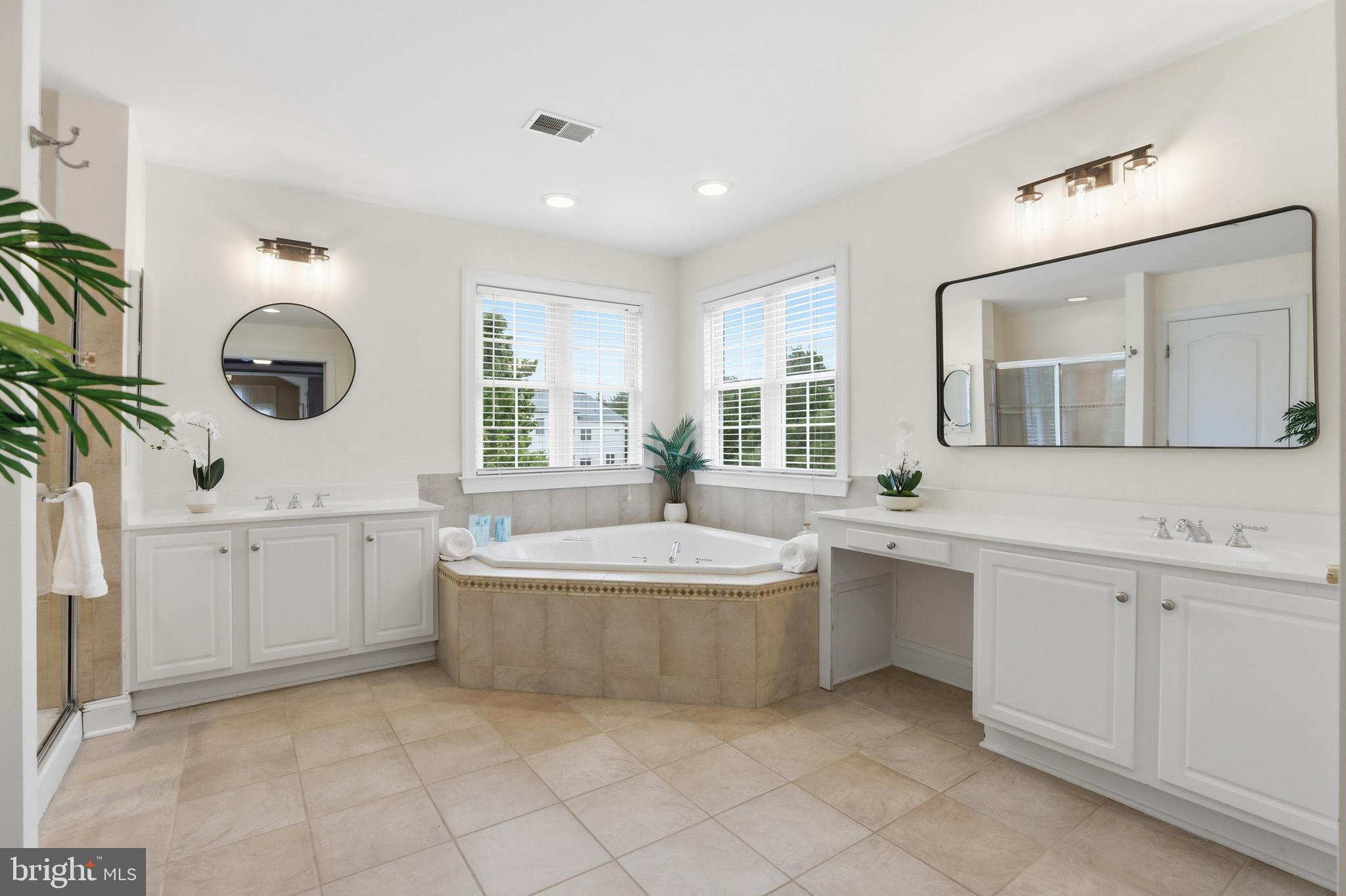 STERLING GLEN - Residential