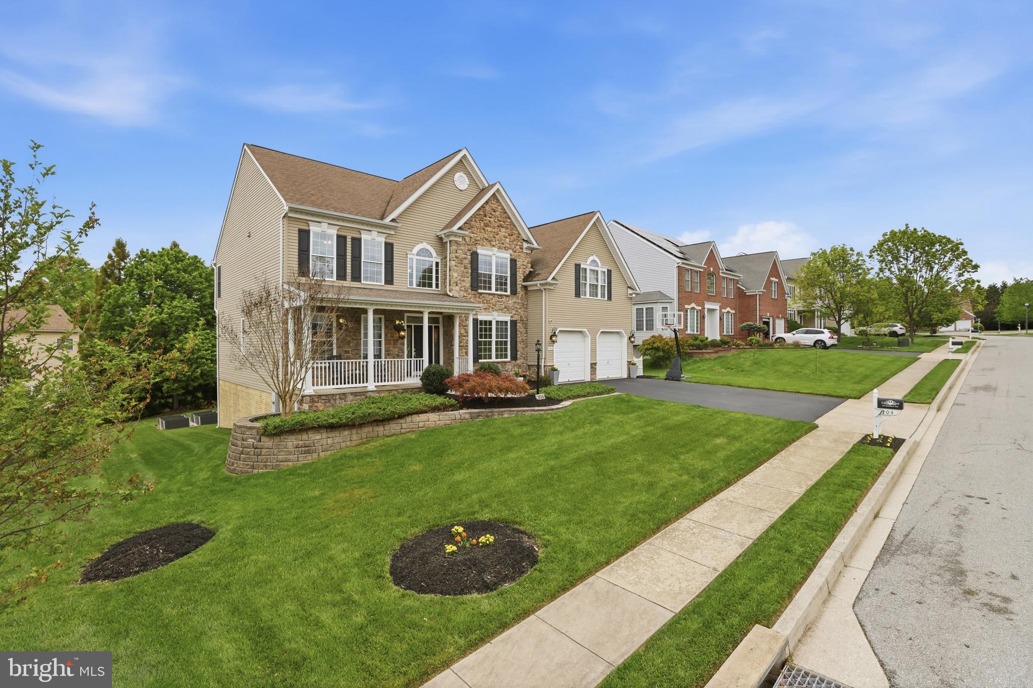 304 SADDLEBACK TRAIL