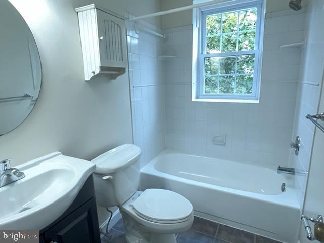 FAIRLINGTON VILLAGES - Residential Lease