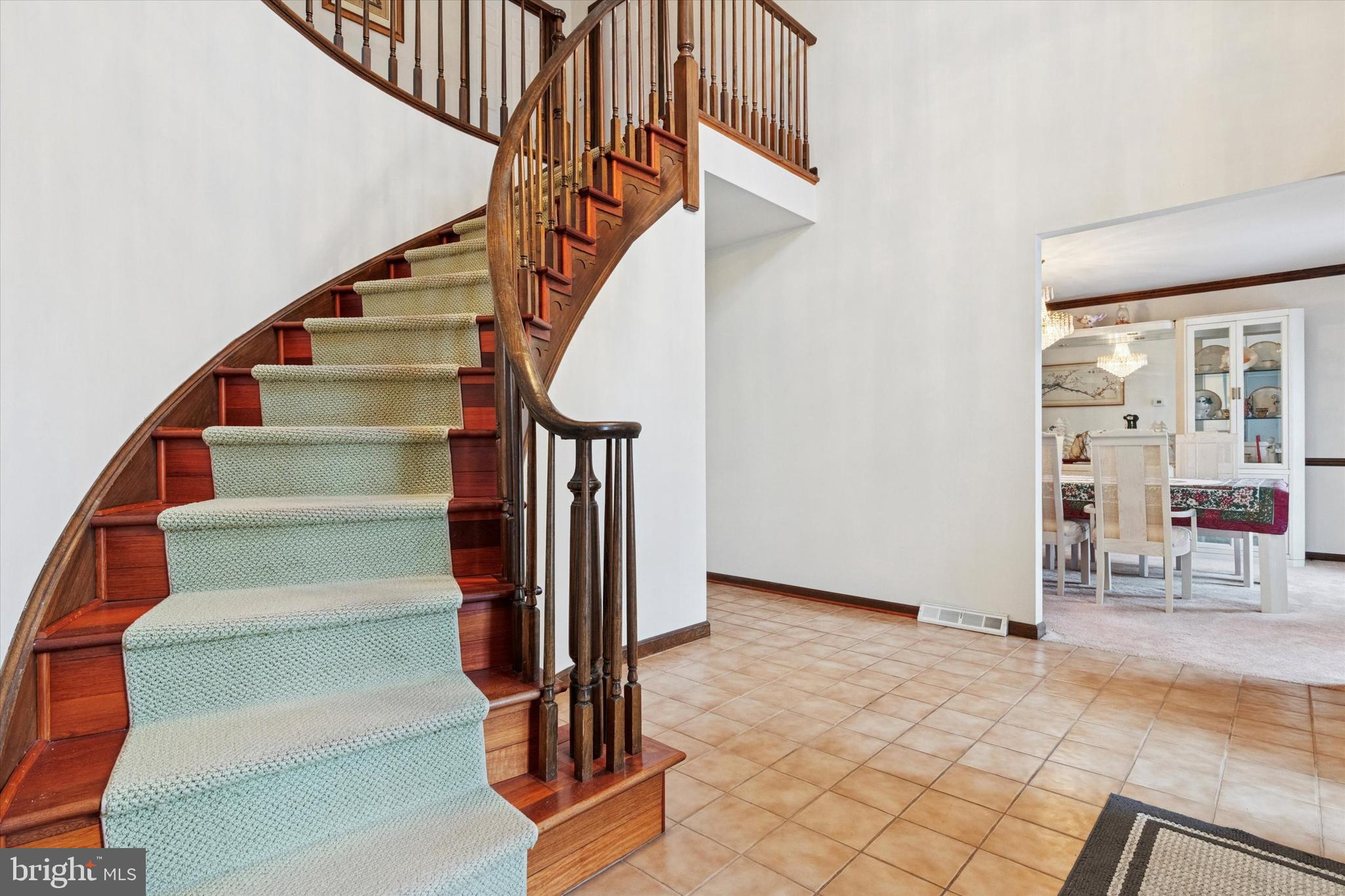 MOUNTAIN VIEW - Residential